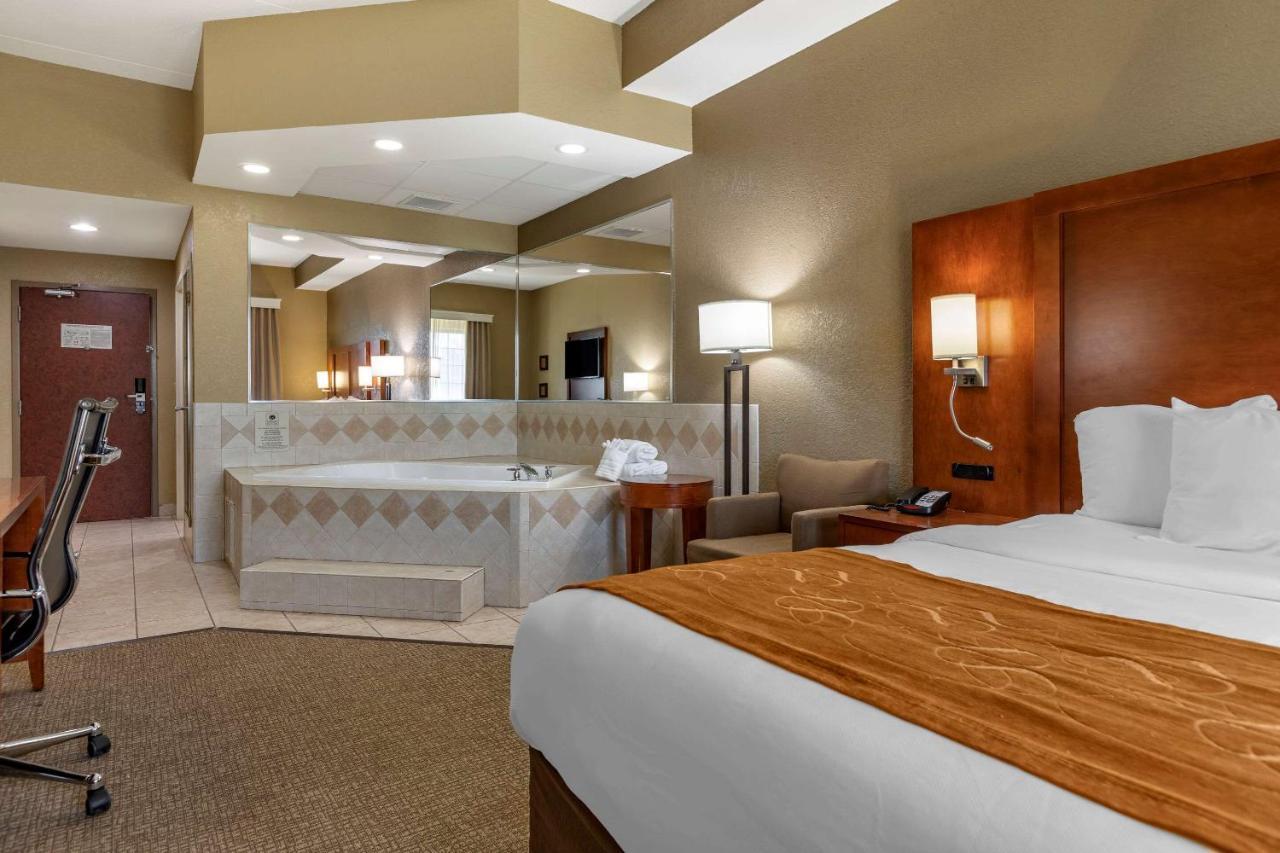 Comfort Suites Grand Rapids South Kentwood Exteriör bild