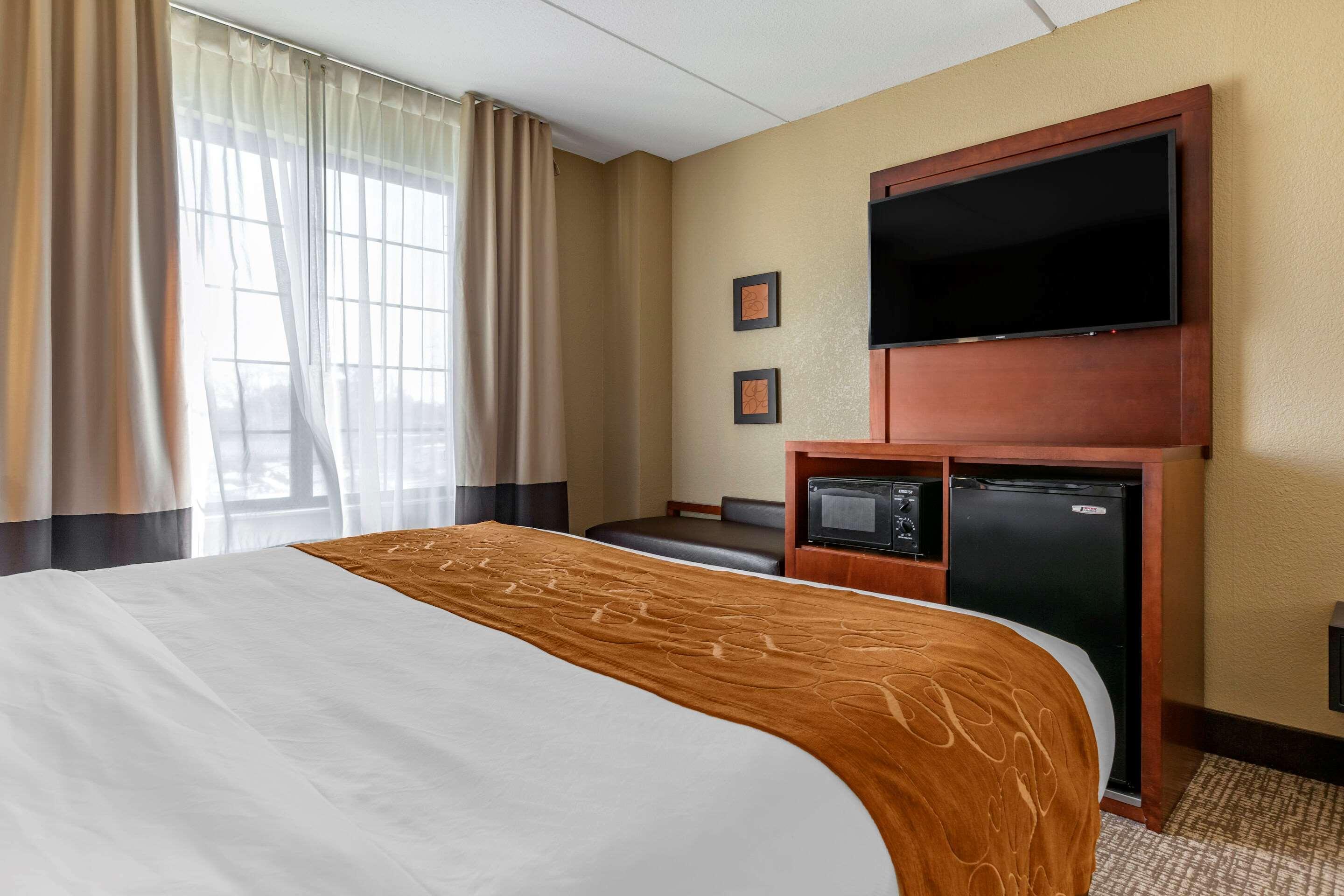 Comfort Suites Grand Rapids South Kentwood Exteriör bild