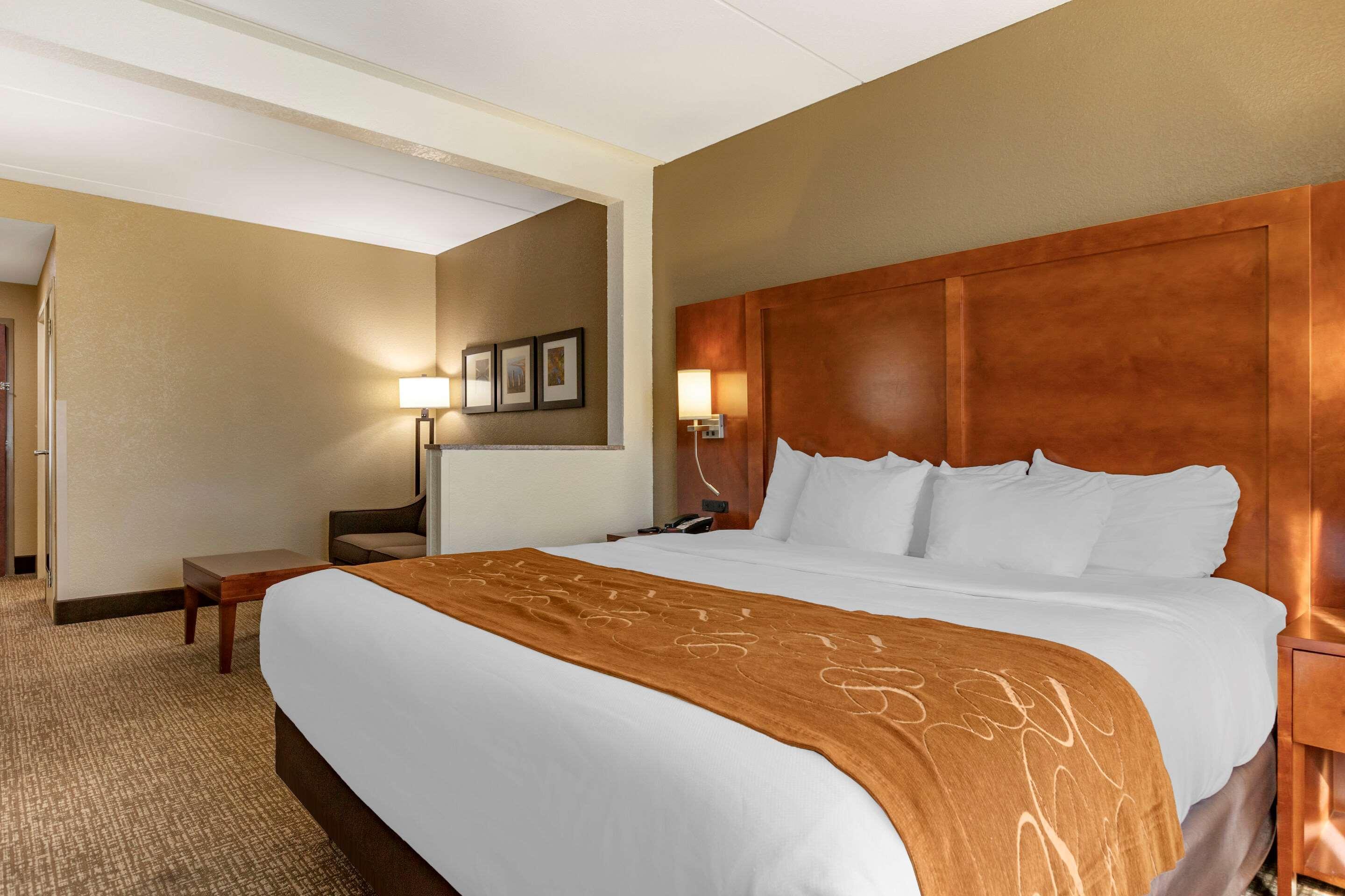 Comfort Suites Grand Rapids South Kentwood Exteriör bild
