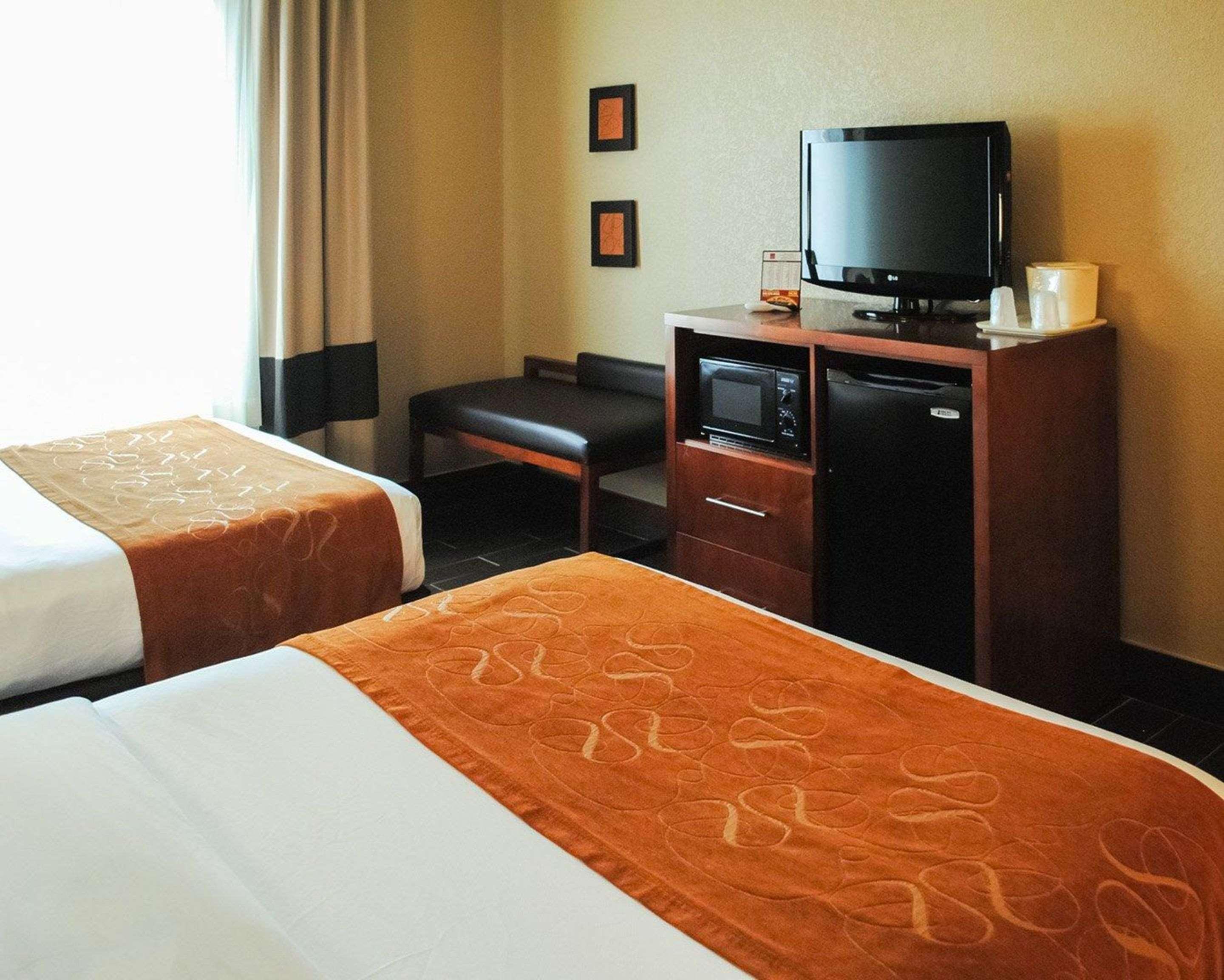 Comfort Suites Grand Rapids South Kentwood Exteriör bild