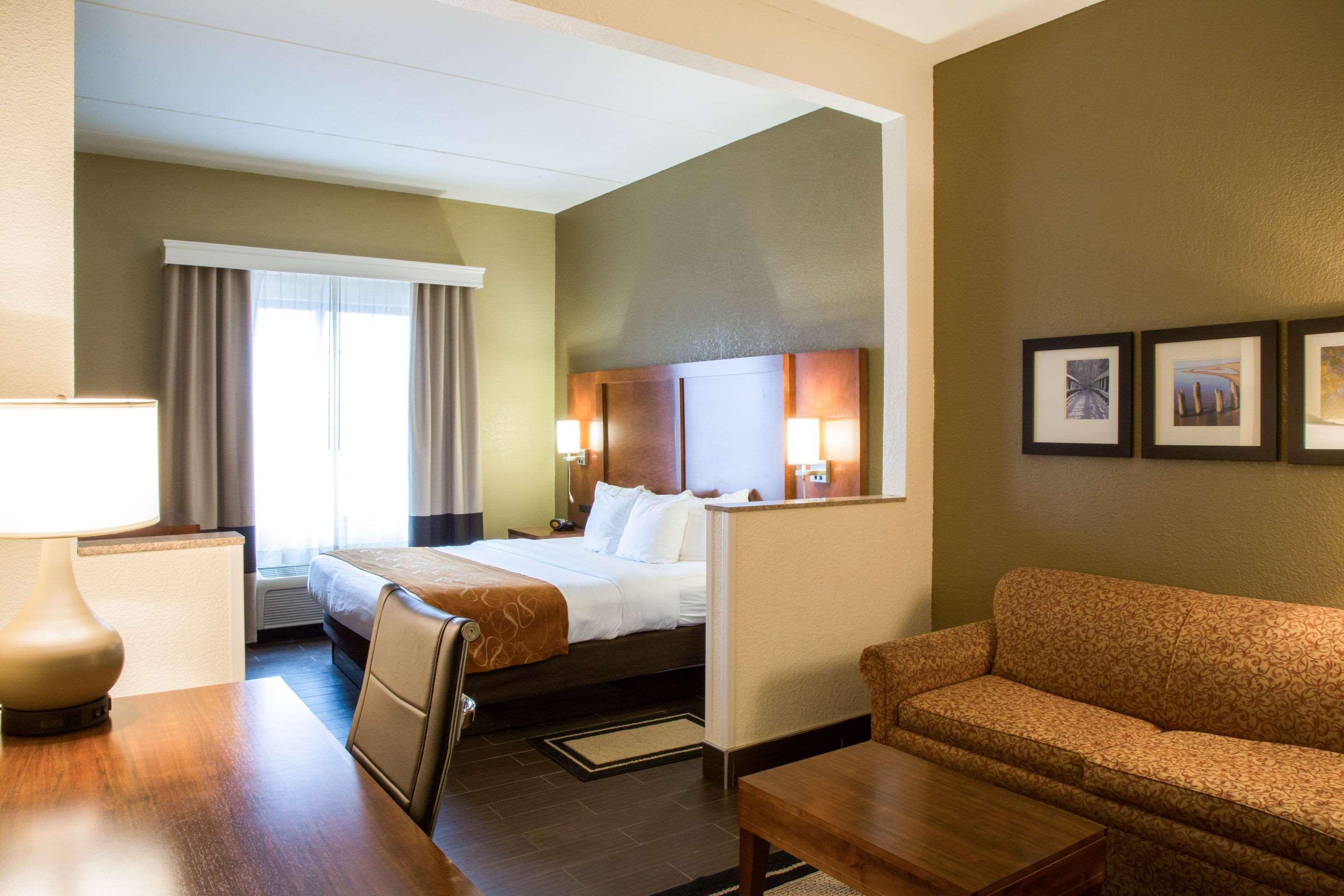 Comfort Suites Grand Rapids South Kentwood Exteriör bild