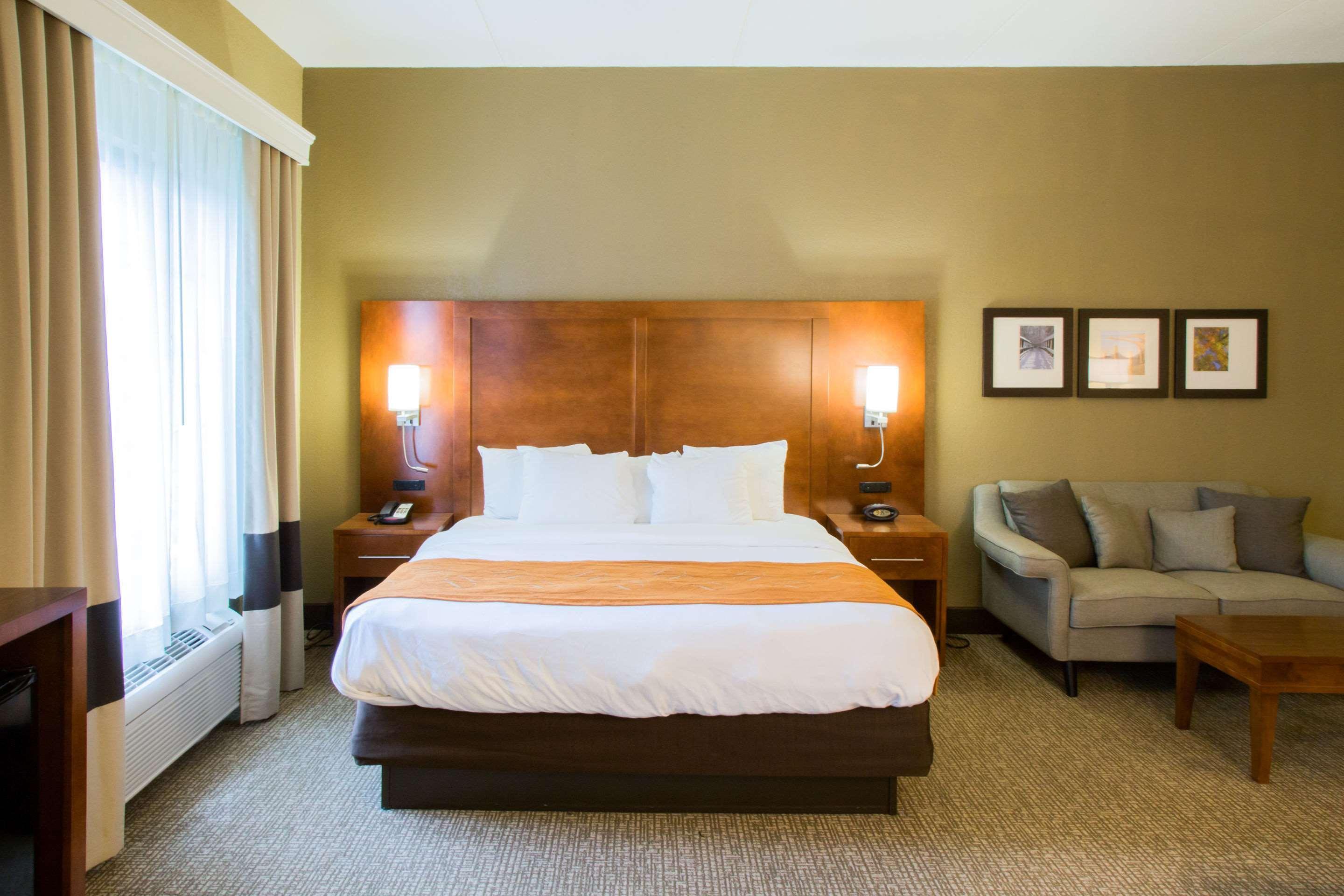 Comfort Suites Grand Rapids South Kentwood Exteriör bild