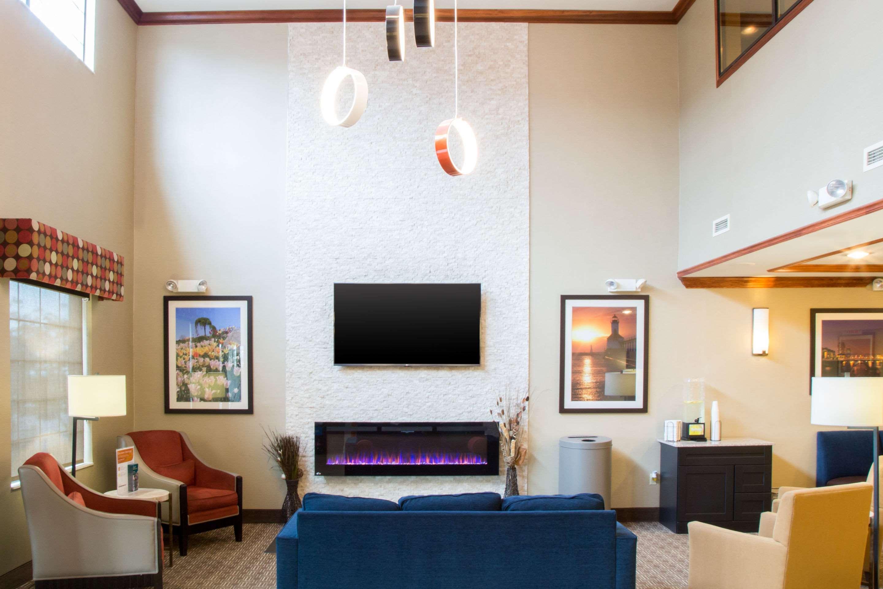 Comfort Suites Grand Rapids South Kentwood Exteriör bild