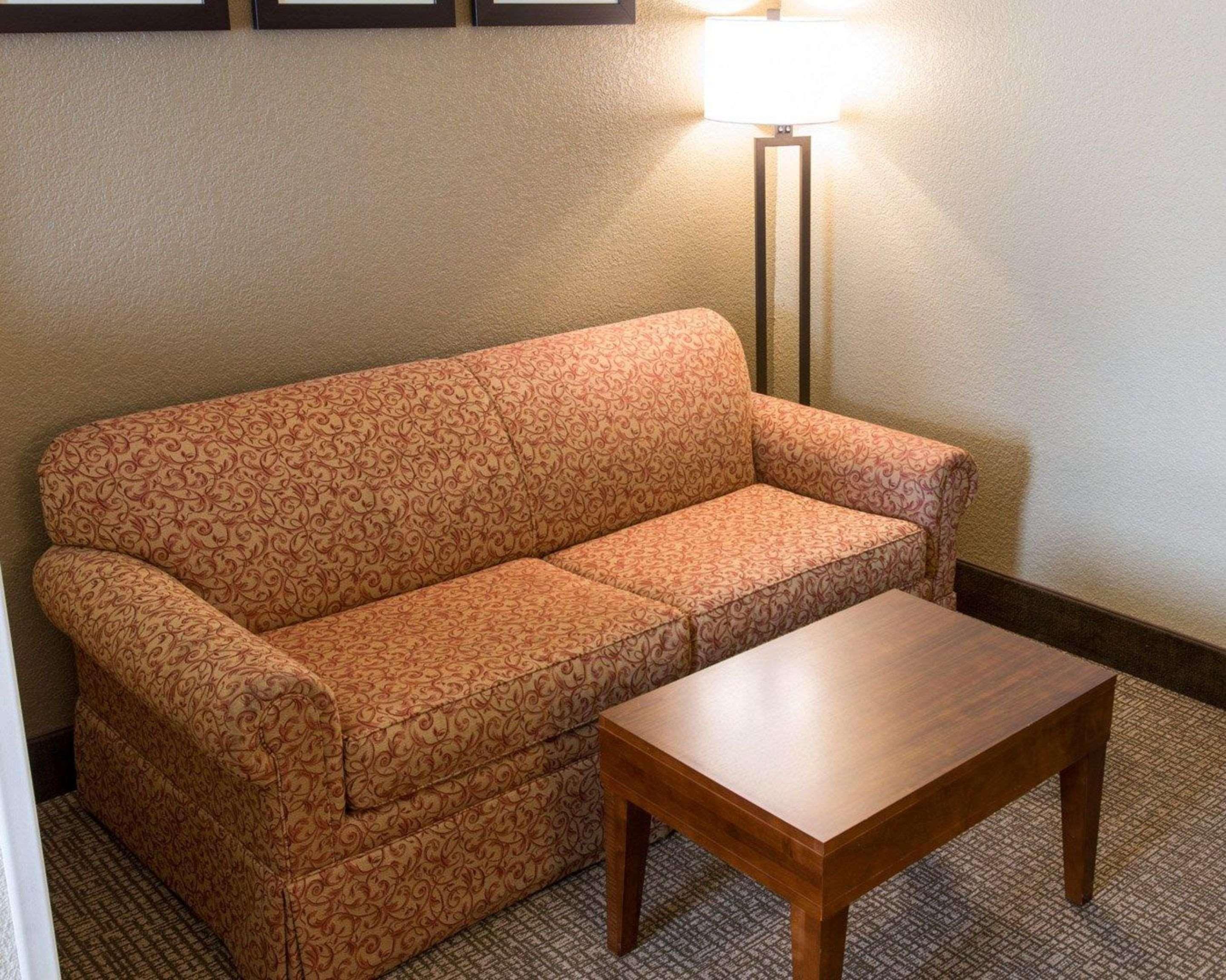 Comfort Suites Grand Rapids South Kentwood Exteriör bild
